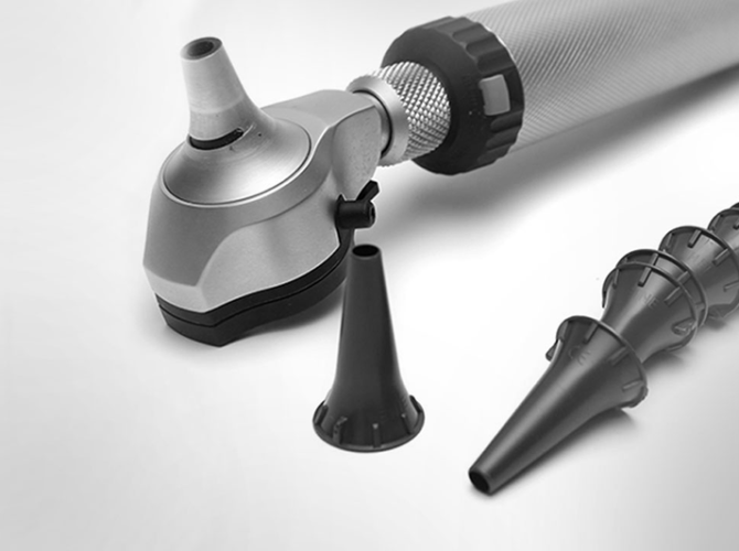 Otoscope-1